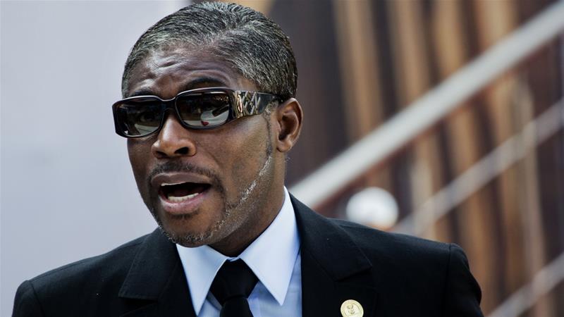 39f3239a4d0f4ca3a5512415cda1cb61_18